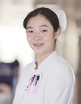 馬　瑩