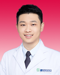 泌尿中心 楊洋